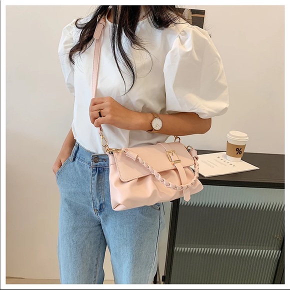 Handbag - Picture 2 of 8